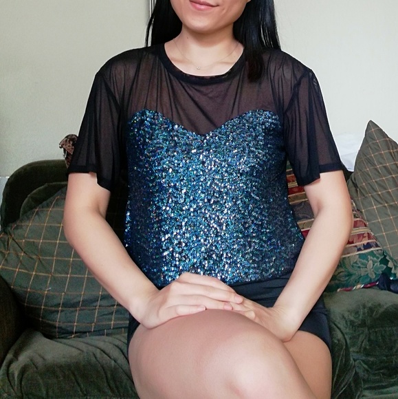 Sequin mesh top - Picture 1 of 4